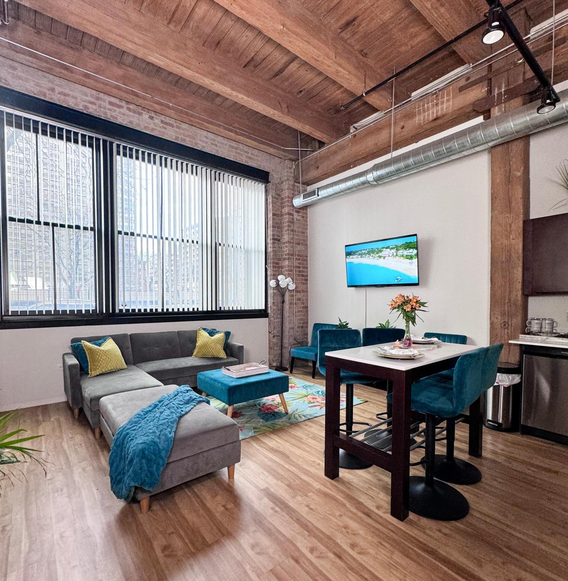 Luxery Stay Chicago - Themed Units! Close To Downtown, Mccormick Place & Wintrust Arena Exterior foto